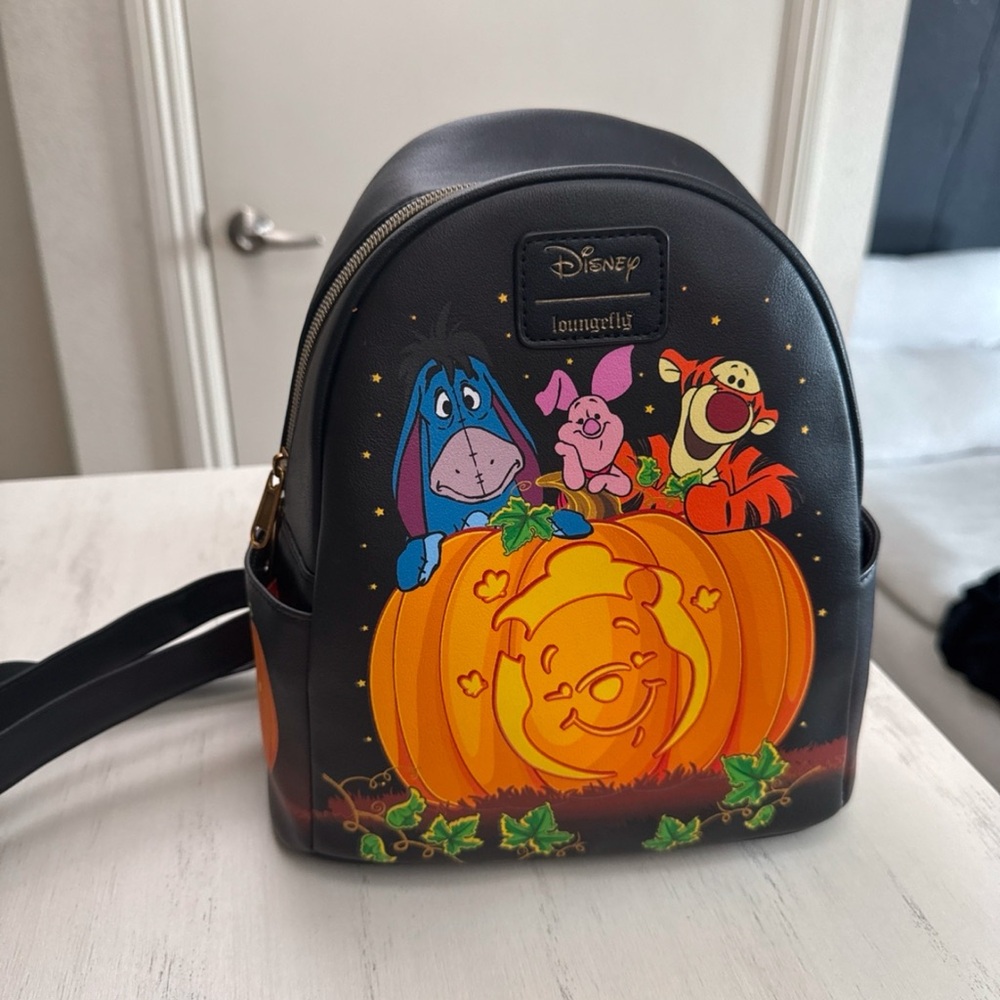 loungefly winnie the pooh glow in the dark